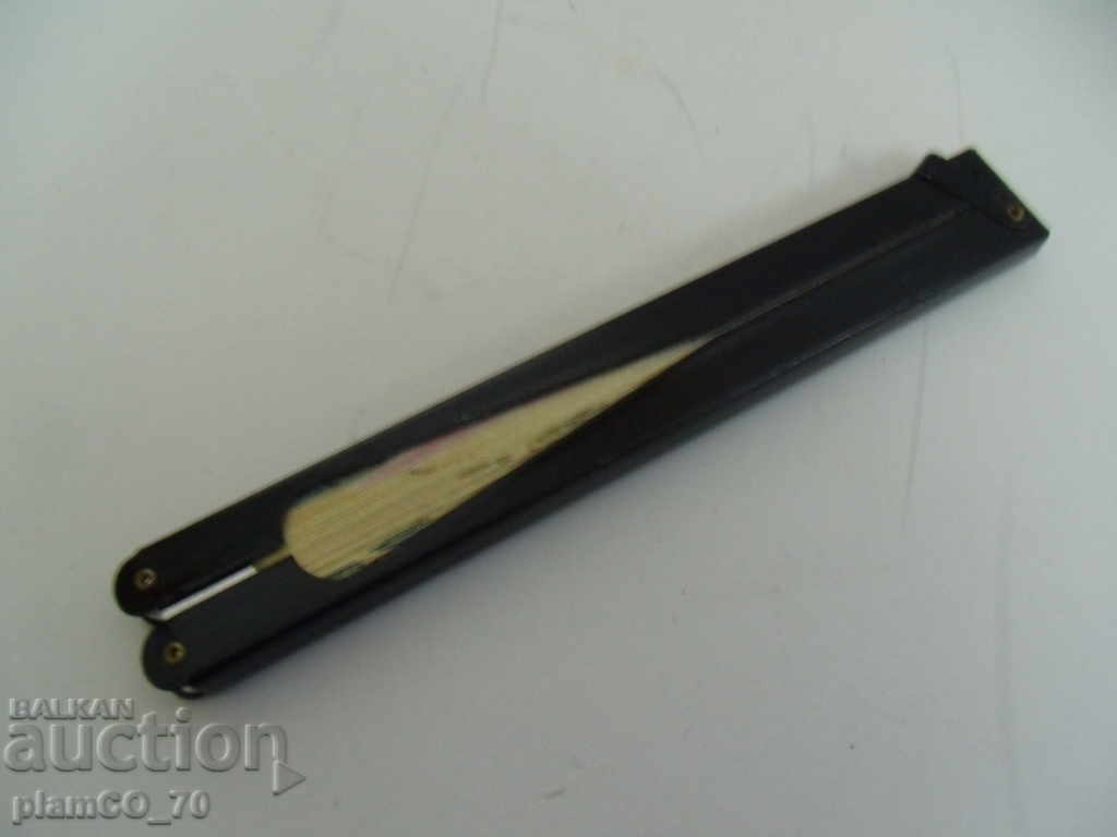 Auction  № * 5982 old fan - metal, paper - diameter 25 cm -