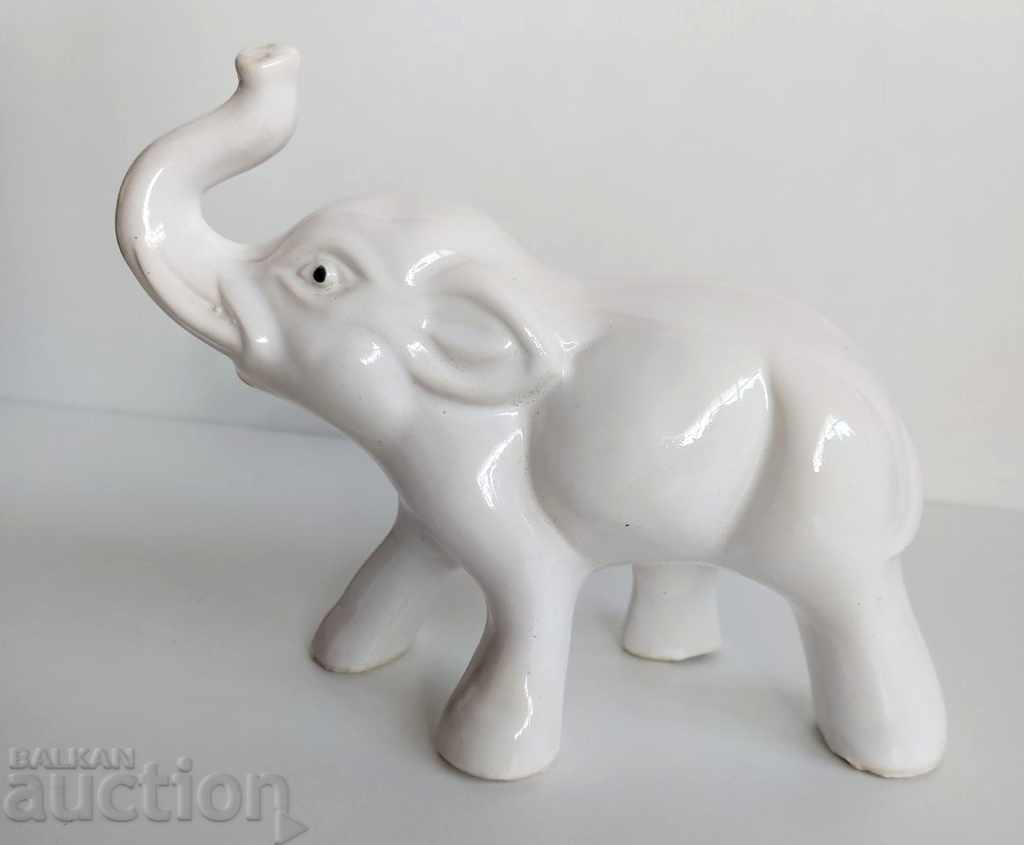 STATUA FIGURA ELEFANT ELEFANT CERAMICA SAU PORCELAN STATUA FIGURA ELEFANT ELEFANT CERAMICA SAU PORCELAN