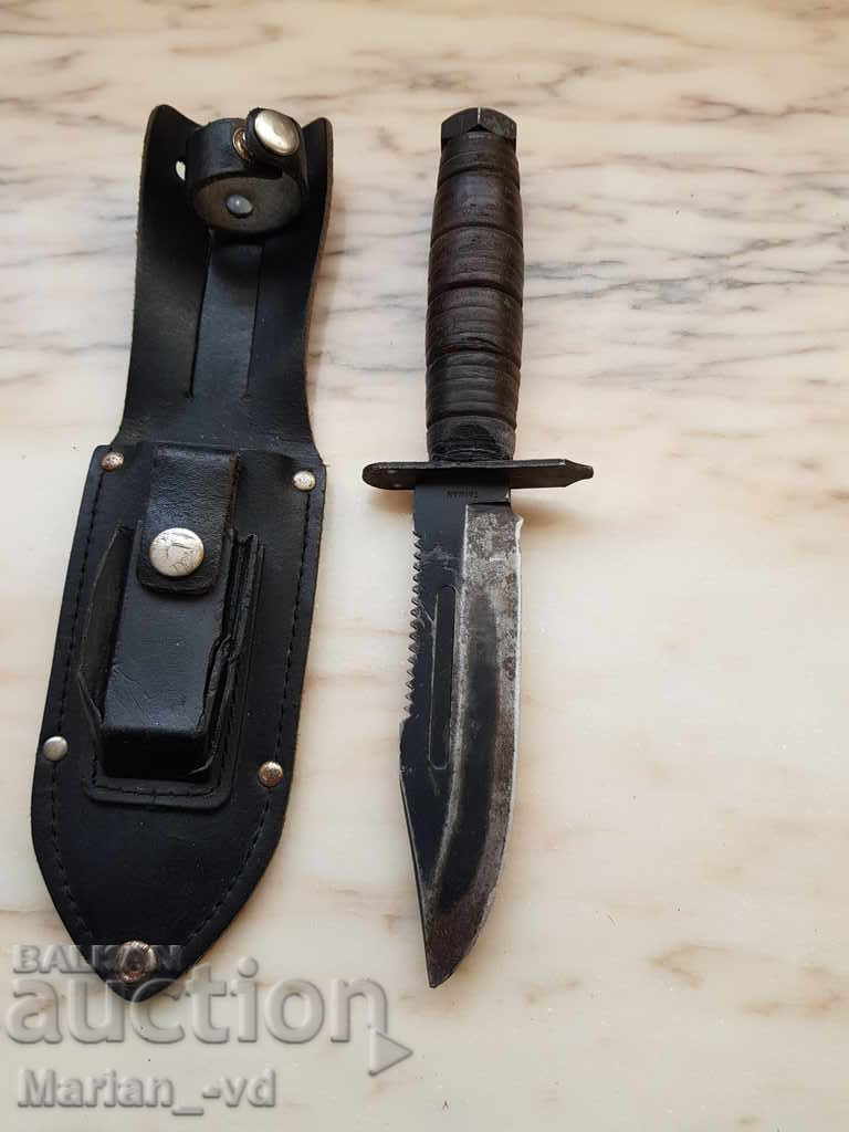 Cuțit Taiwan cu preț 60.00 BGN | € 30.68 Cuțit Taiwan cu preț 60.00 BGN | € 30.68