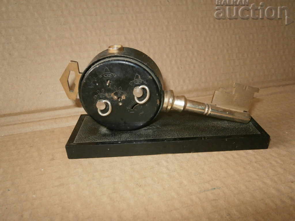 Old Clock Alarm Clock Key Moscow Glory SLAVA USSR - 5 Old Clock Alarm Clock Key Moscow Glory SLAVA USSR - 5