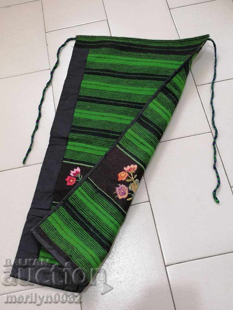 Licitație Șorț vechi țesut, brodat și brodat, costum, sukman