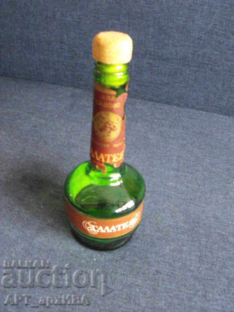 O sticlă de băutură balsamică GALATEYA. Capacitate: 0,3 l, gol.