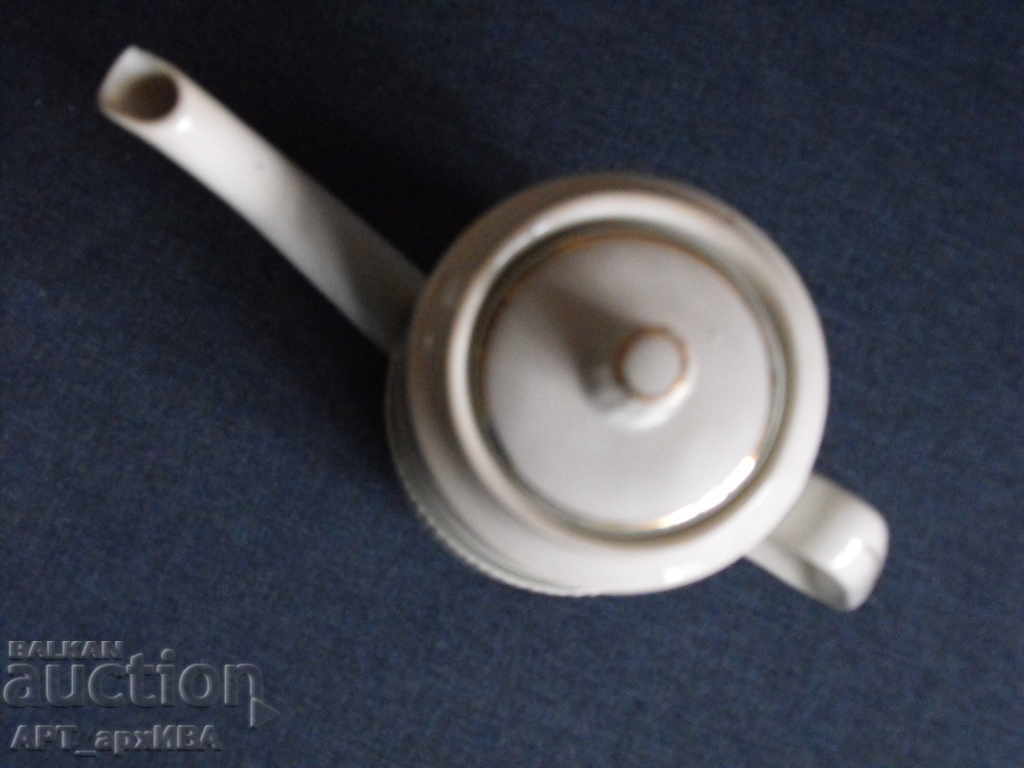 Auction Porcelain jug. Excellent condition! ISIS. Auction Porcelain jug. Excellent condition! ISIS.