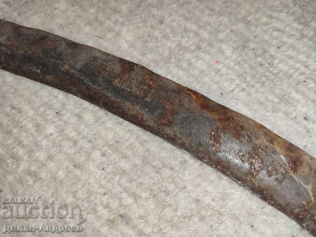 Auction An old sickle Auction An old sickle