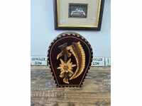 Collectible wooden box with mirror. 501950