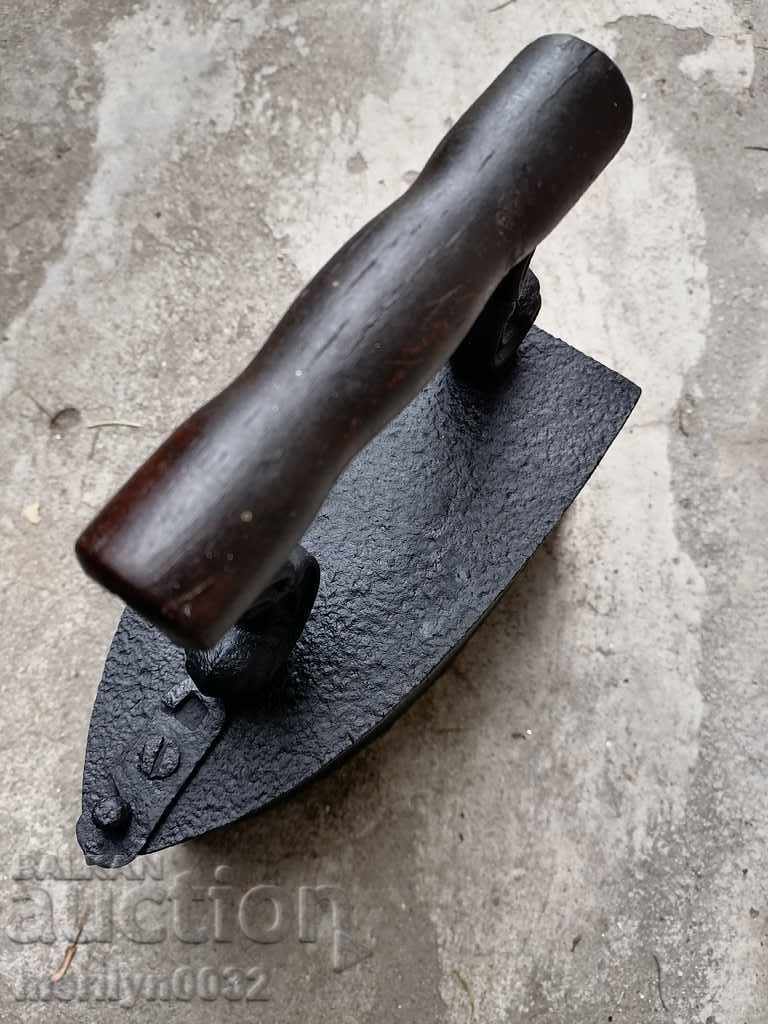 Σίδερο στην πυρκαγιά - 6