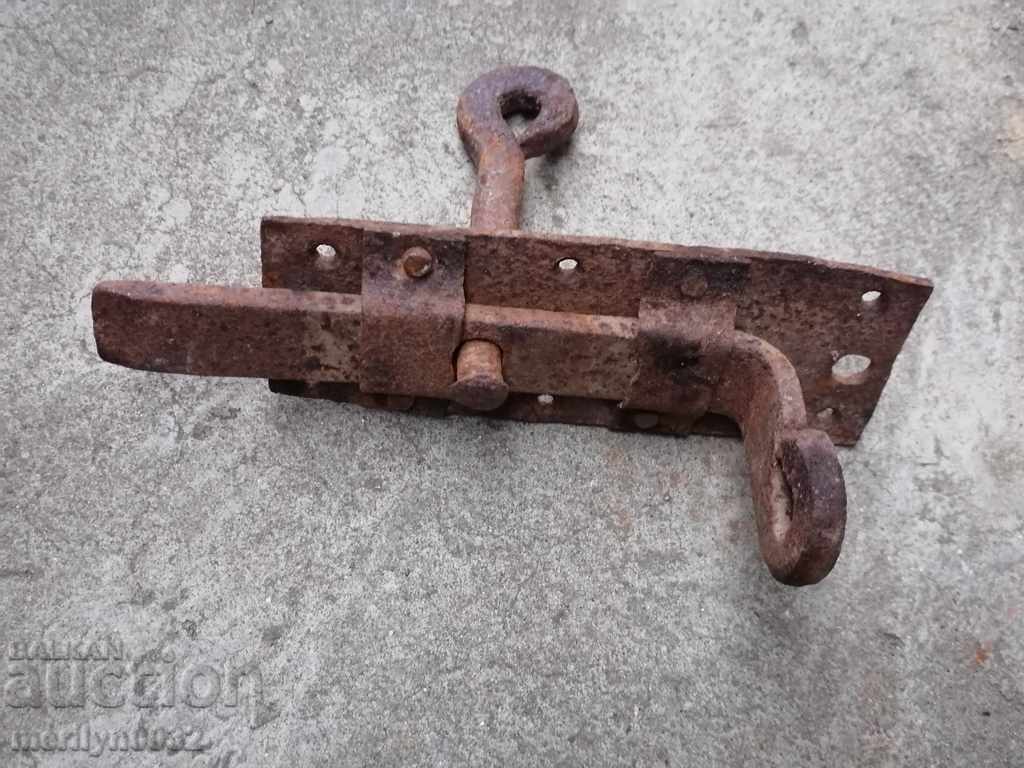 Vechi forjat dispozitivul de blocare, zăvor, de blocare, de blocare, alezor cu preț 41.00 BGN | € 20.96 Vechi forjat dispozitivul de blocare, zăvor, de blocare, de blocare, alezor cu preț 41.00 BGN | € 20.96