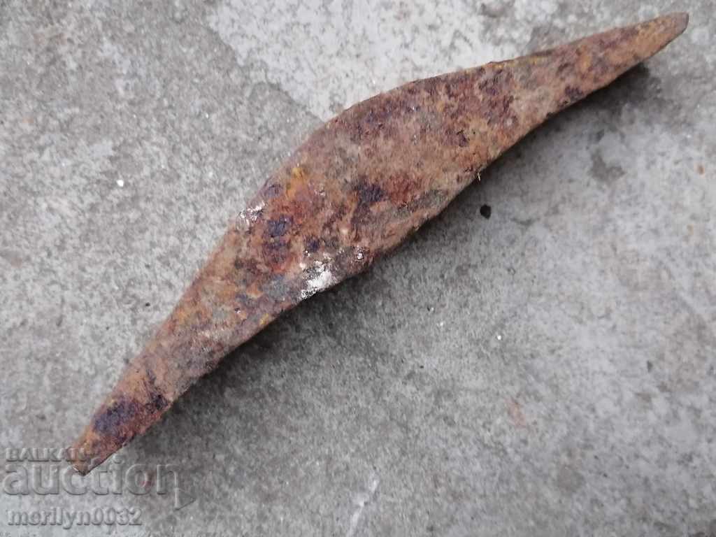 Chuck for hair sticking, hammer, forging tool, primitive with price 29.00 BGN | € 14.83 Chuck for hair sticking, hammer, forging tool, primitive with price 29.00 BGN | € 14.83