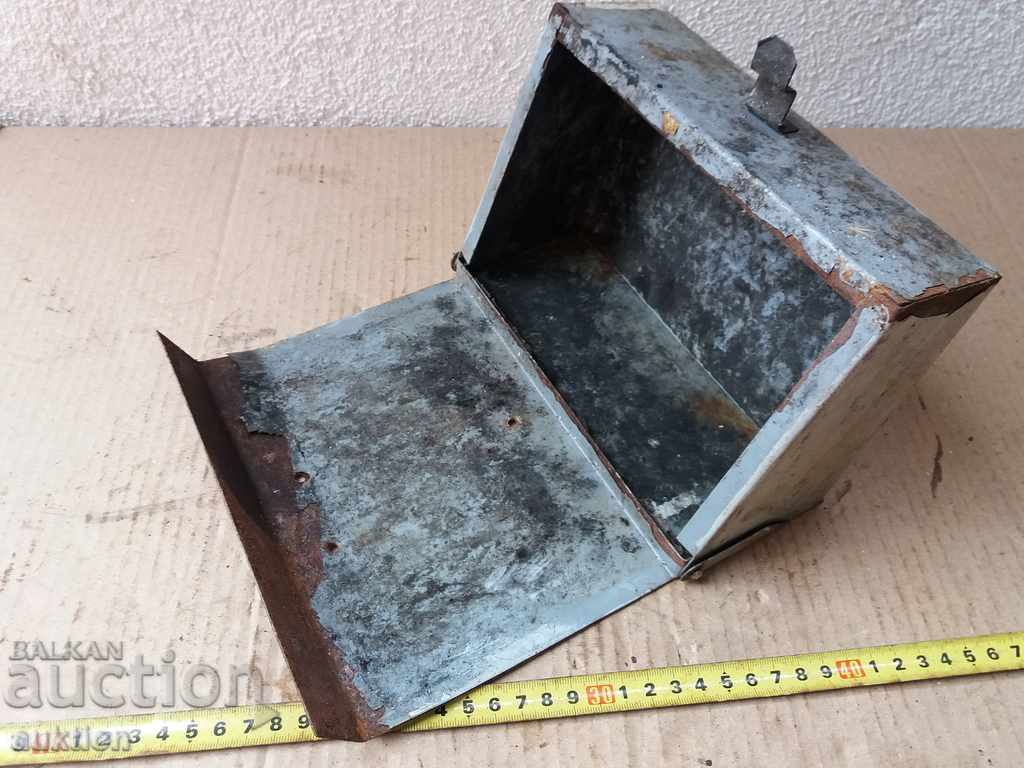 RELIKVA BDZ - SCUMIERĂ, MOBILĂ PENTRU PERETE - 7 RELIKVA BDZ - SCUMIERĂ, MOBILĂ PENTRU PERETE - 7