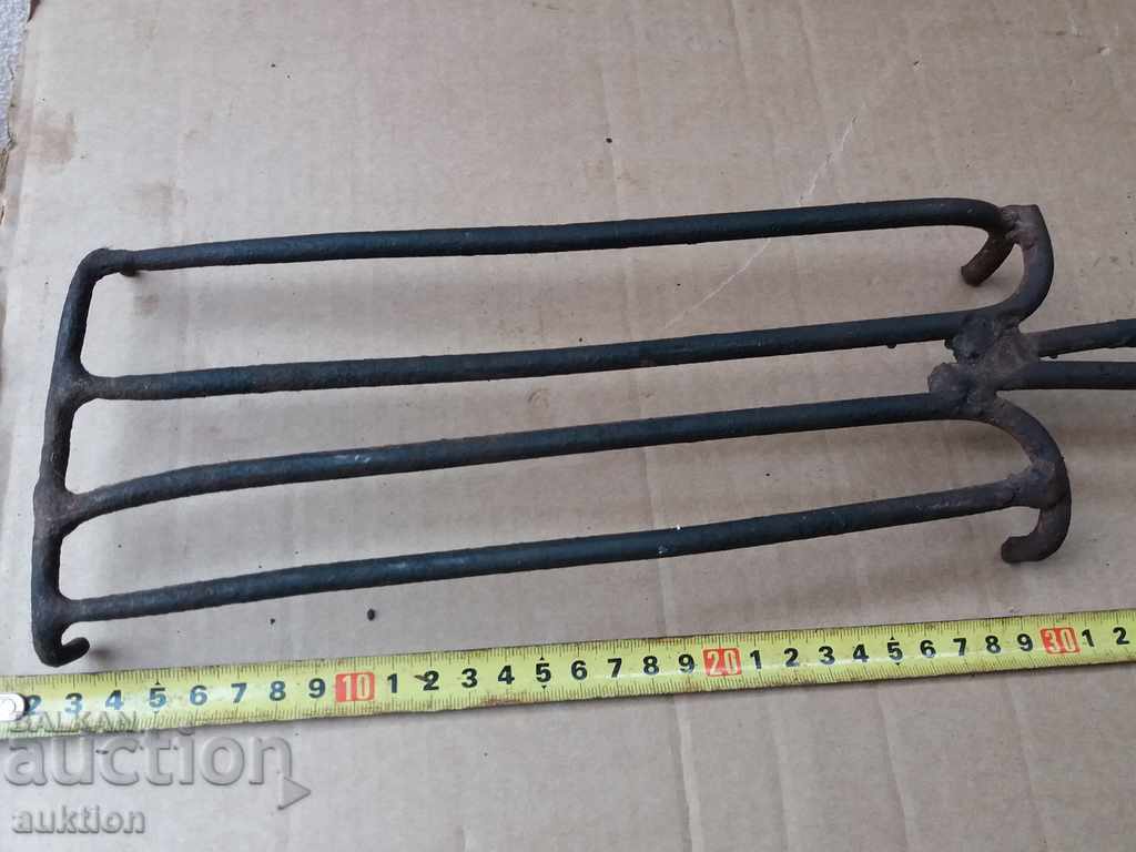 HAYDUSHKA OLD GRILL, PRIMITIVE FOR ROASTING MEAT - 6 HAYDUSHKA OLD GRILL, PRIMITIVE FOR ROASTING MEAT - 6