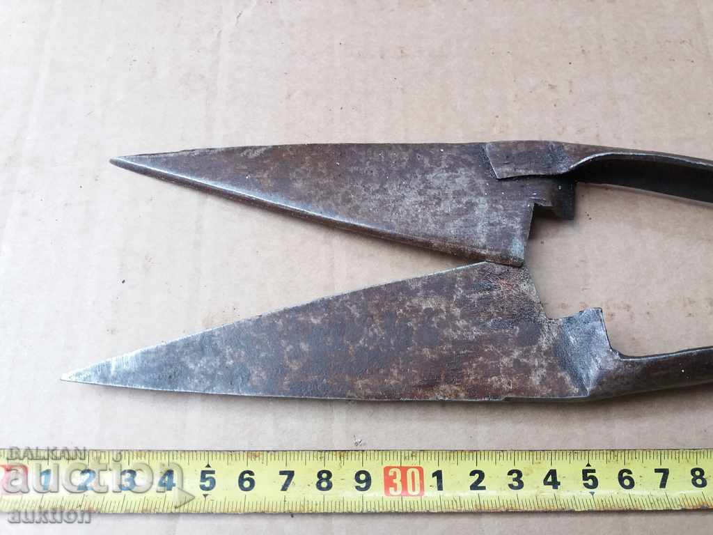 OLD SHEEP SHEARS - EXCELLENT with price 4.99 BGN | € 2.55