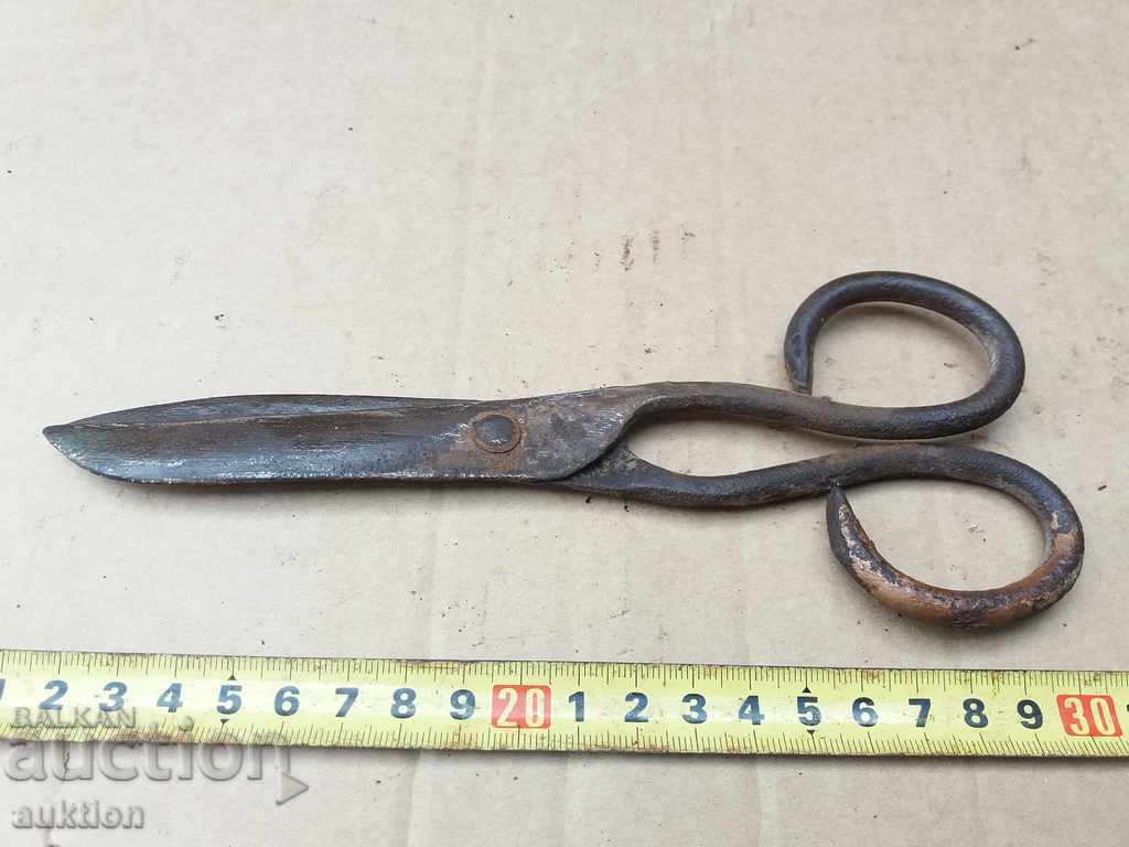 Auction  WROUGHT ABADZHIYA REVIVAL SCISSORS - BOILER