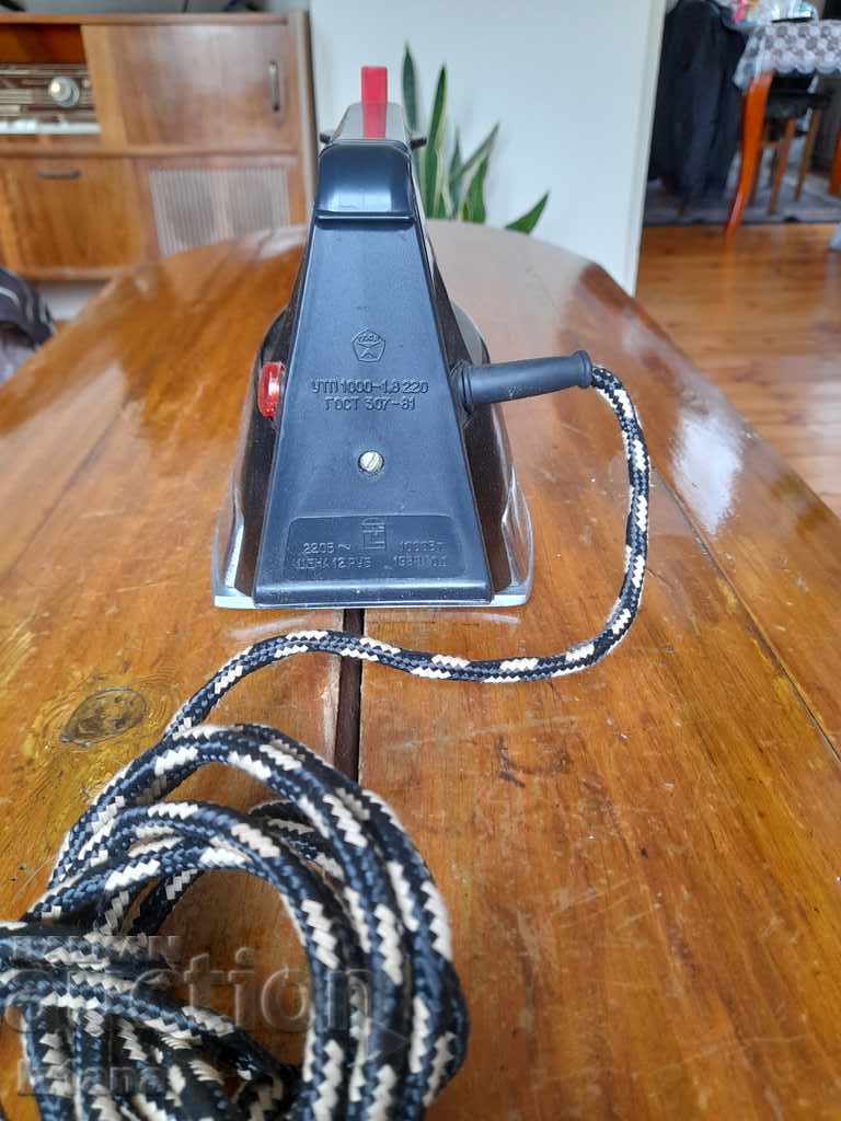 Fier de călcat cu abur vechi rusesc - 5 Fier de călcat cu abur vechi rusesc - 5