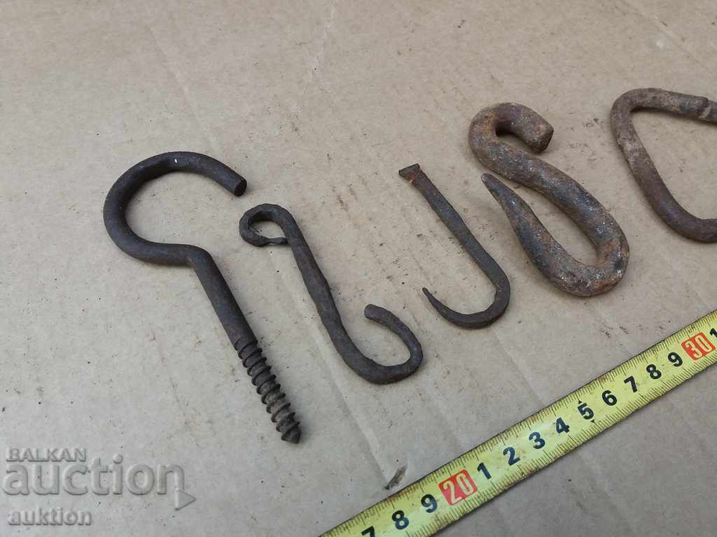 Auction  REVIVAL FORGED HOOKS, HANGS - CRANE