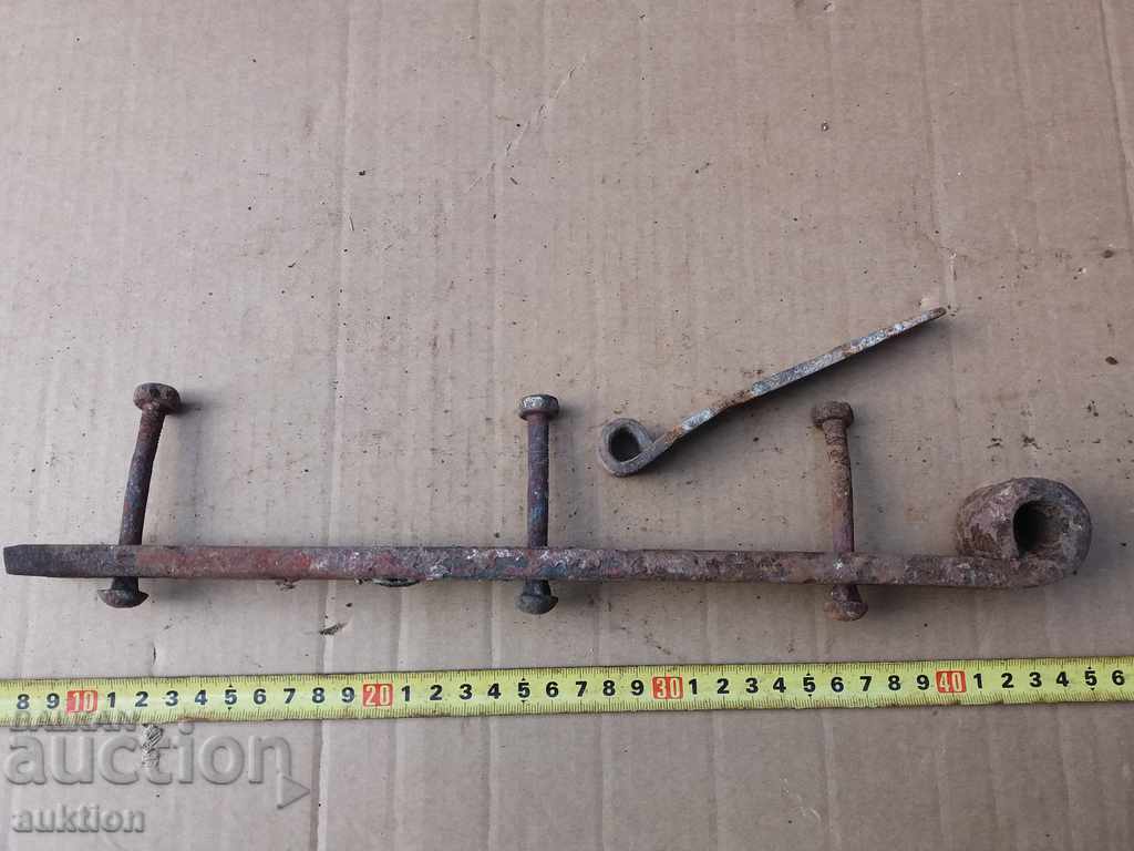 WROUGHT REVIVAL HINGE FROM THE GATE - 7 WROUGHT REVIVAL HINGE FROM THE GATE - 7