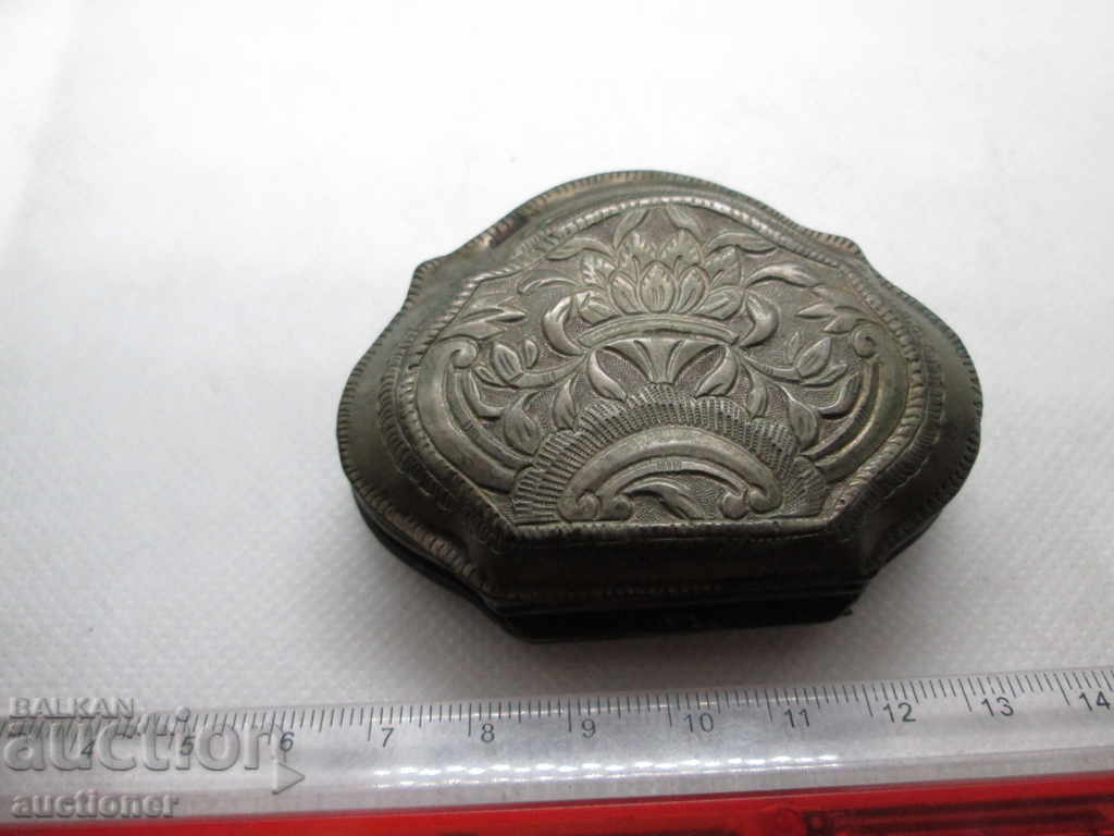 Auction  RARE BULGARIAN REVIVAL BOX FOR ENFIE-SILVER