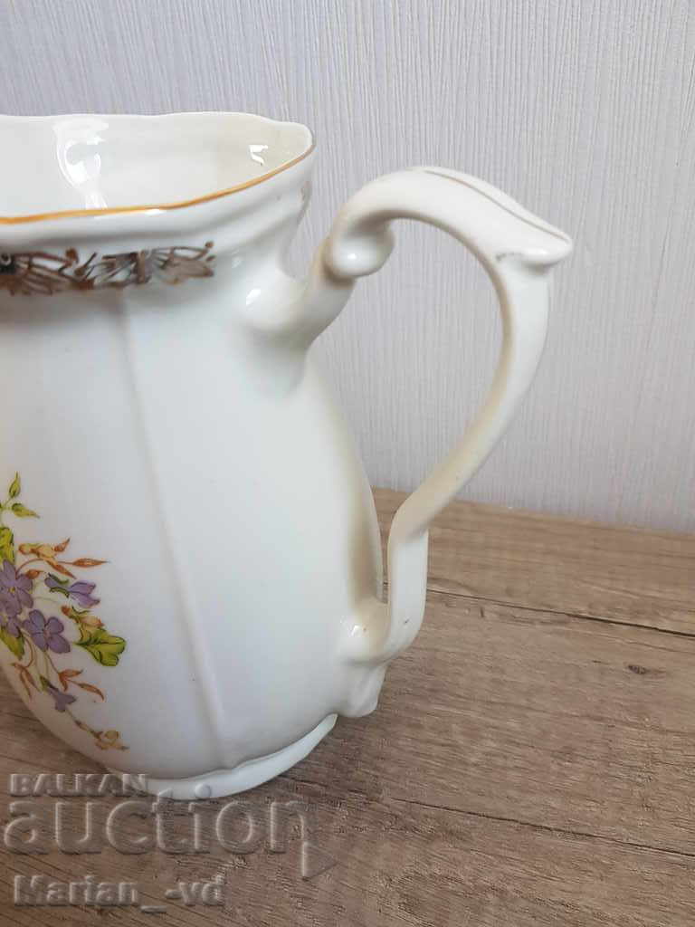 Auction  Bulgarian porcelain jug baroque