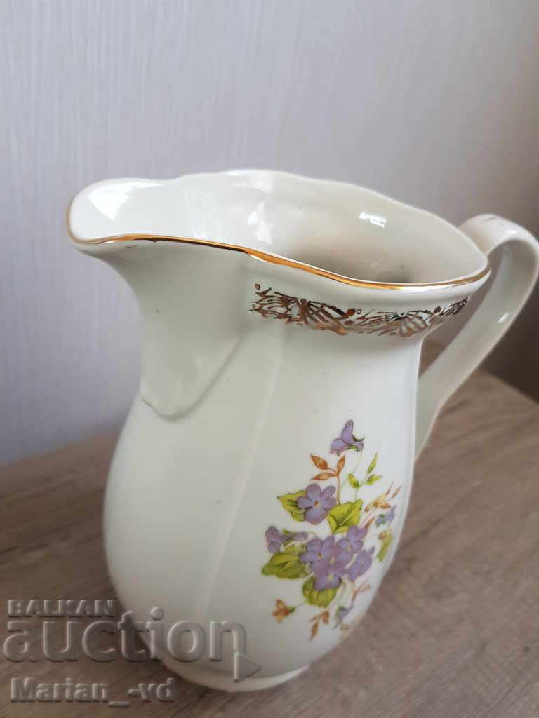 Delivery of Bulgarian porcelain jug baroque