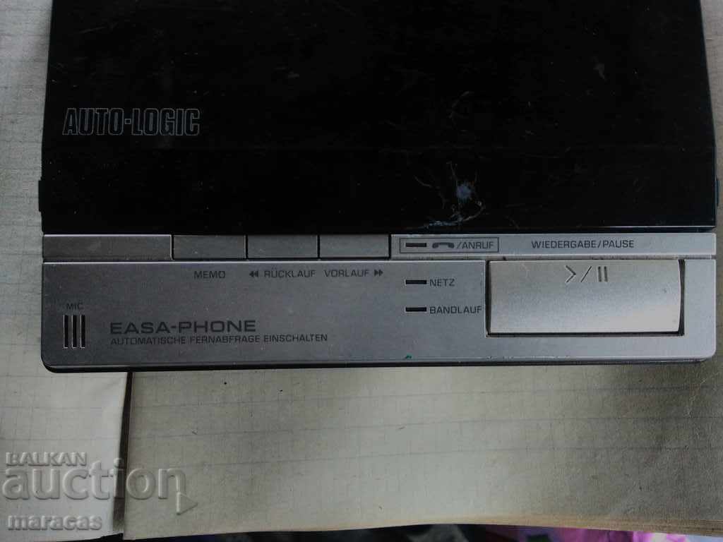 Un casetofon vechi cu preț 14.00 BGN | € 7.16