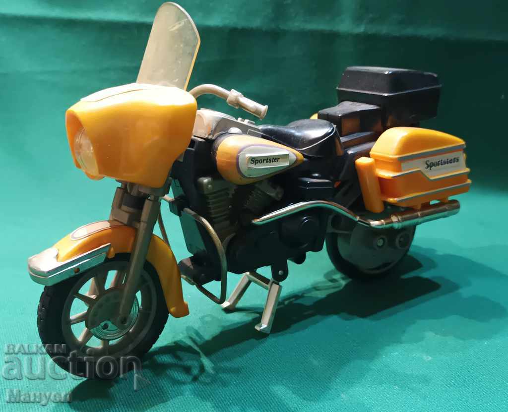 Vand model de motocicleta.