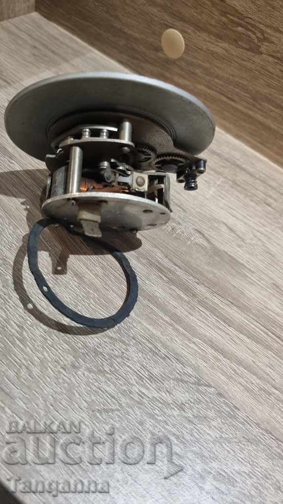 Аукцион Настолен часовник Аукцион Настолен часовник