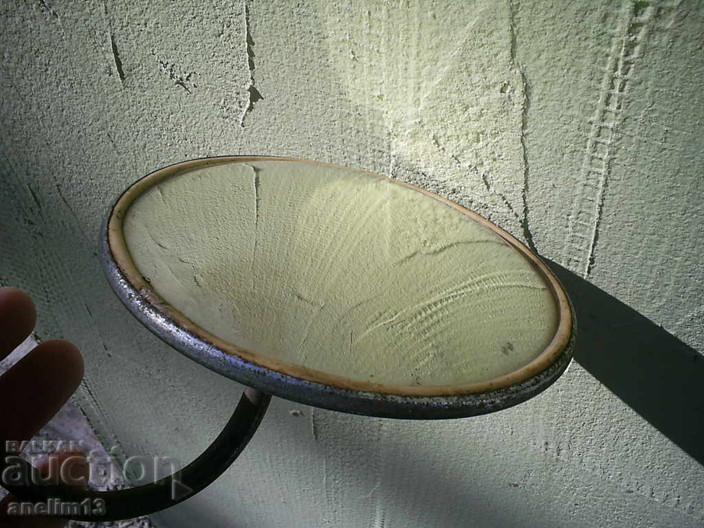 Delivery of RETRO MIRROR Delivery of RETRO MIRROR