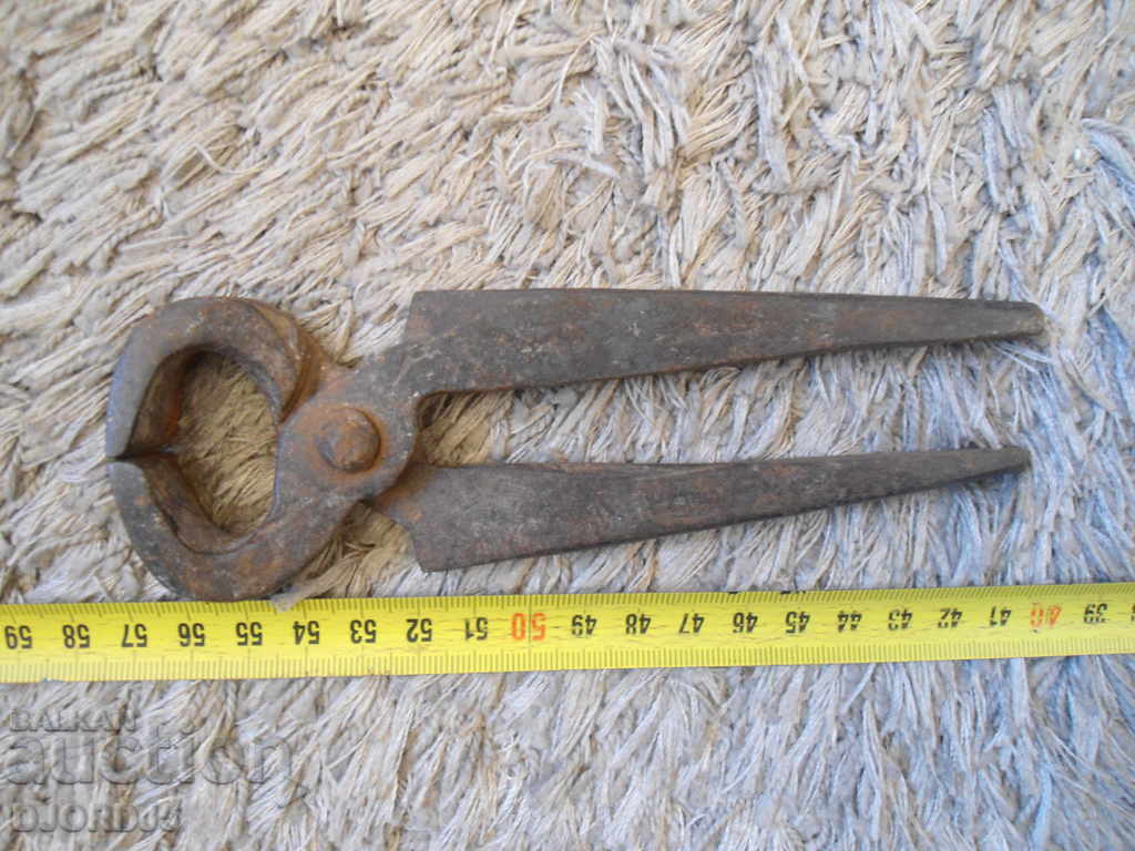 Livrarea clește vechi Livrarea clește vechi