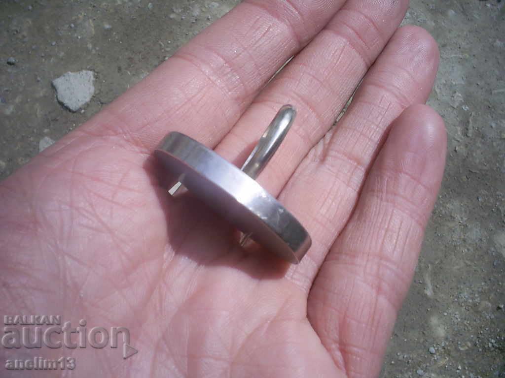 Δημοπρασία ΠΑΛΙΟ ΔΑΧΤΥΛΙΔΙ ΜΕ ΠΕΡΛΑ Δημοπρασία ΠΑΛΙΟ ΔΑΧΤΥΛΙΔΙ ΜΕ ΠΕΡΛΑ