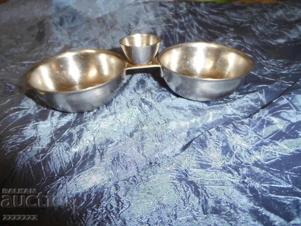 Soc. agitator de sare metalic cu preț 10.00 BGN | € 5.11 Soc. agitator de sare metalic cu preț 10.00 BGN | € 5.11