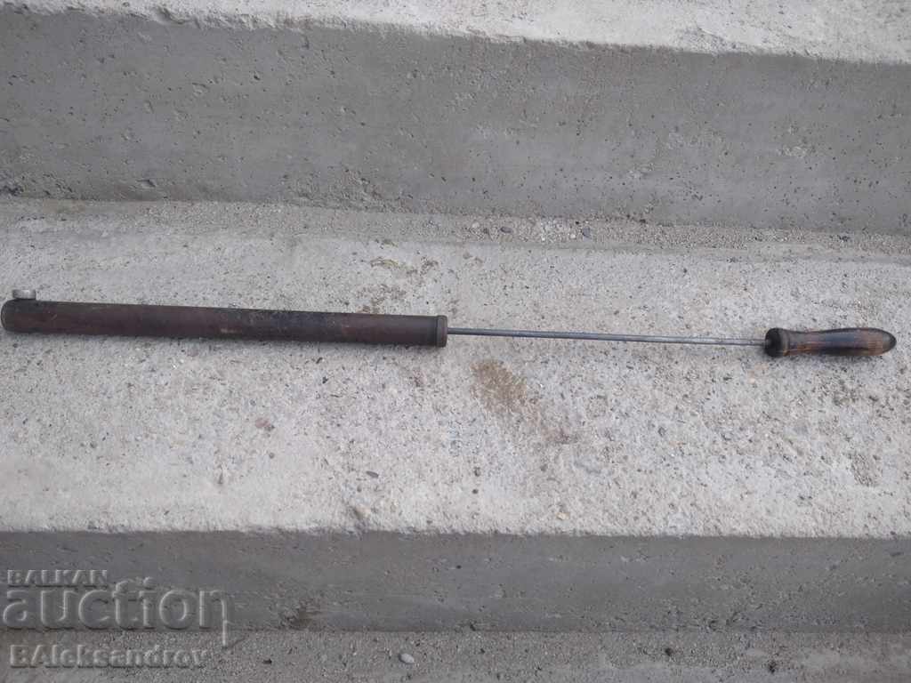 Auction Old manual bicycle pump Auction Old manual bicycle pump