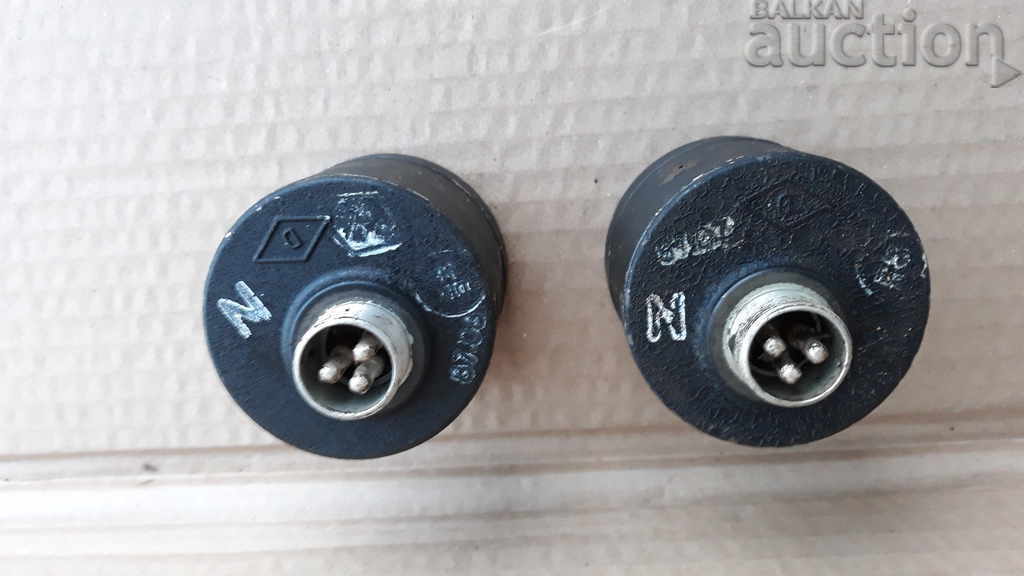 Auction antique military equipment lot Auction antique military equipment lot