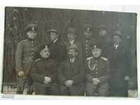 Стара снимка войници офицери униформи