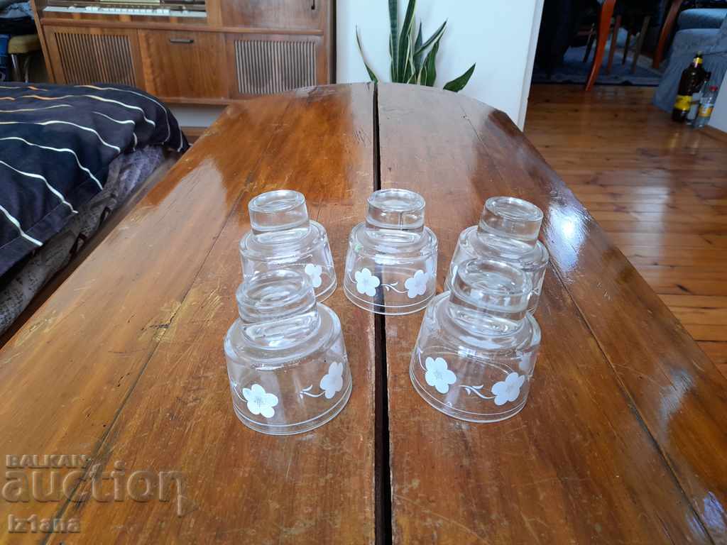 Auction Old cups for coasters, coasters Auction Old cups for coasters, coasters