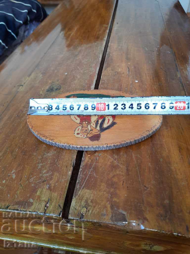 Delivery of Old wooden decoration, souvenir Delivery of Old wooden decoration, souvenir