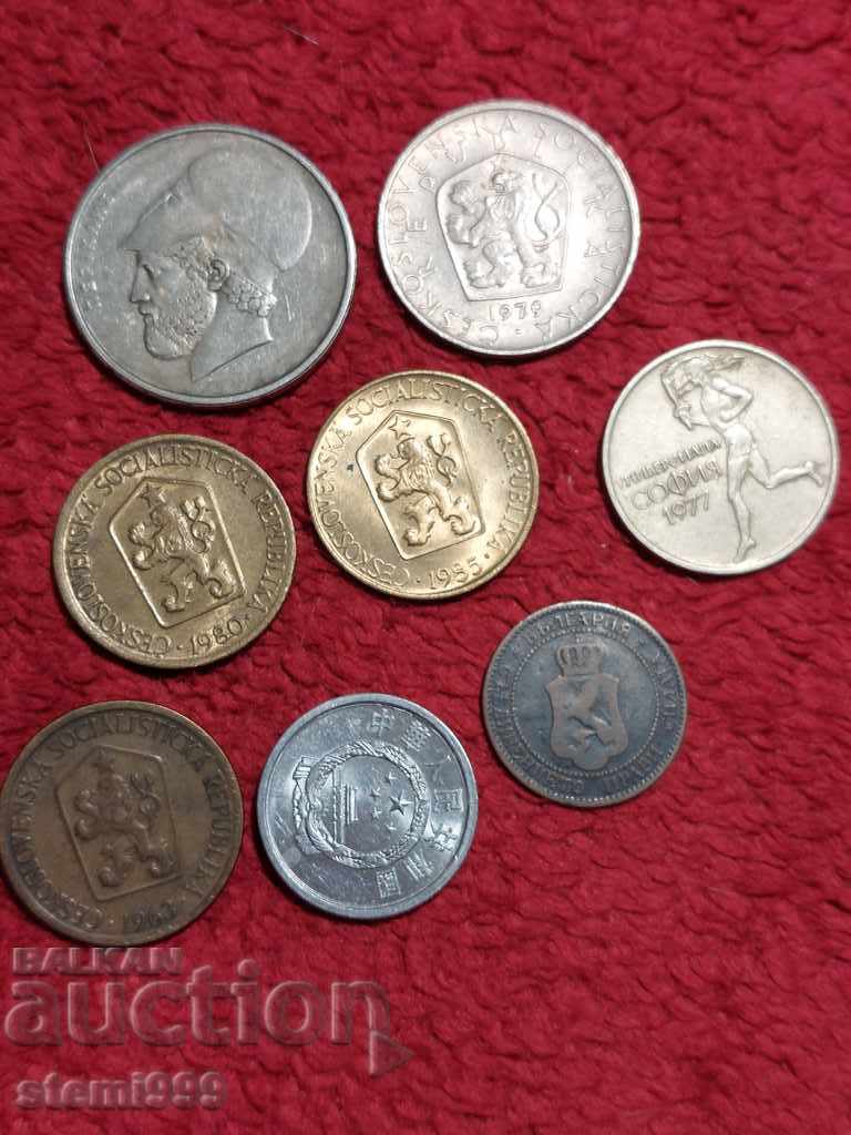 Πολλά νομίσματα διαφορετικές χώρες
