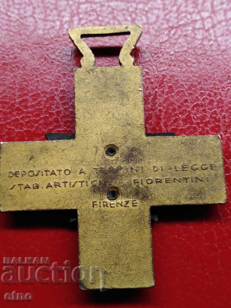 Delivery of ITALIAN FASCIST ORDER, CROSS OF MILITARY MERIT VSV, VVS