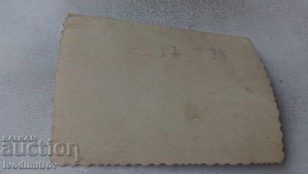 Φωτογραφία Άνδρες κάνουν μπάνιο στη θάλασσα με τιμή 2.35 BGN | € 1.20 Φωτογραφία Άνδρες κάνουν μπάνιο στη θάλασσα με τιμή 2.35 BGN | € 1.20