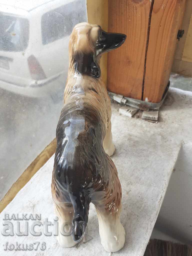 Delivery of Porcelain figurine figure dog greyhound marking porcelain Delivery of Porcelain figurine figure dog greyhound marking porcelain