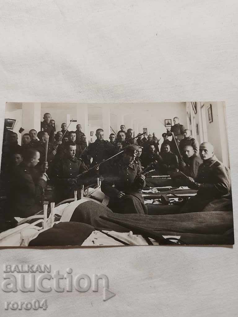 ПУШКИ - ЩИКОВЕ - ВЗВОДНИ КОМАНДИРИ - WWII