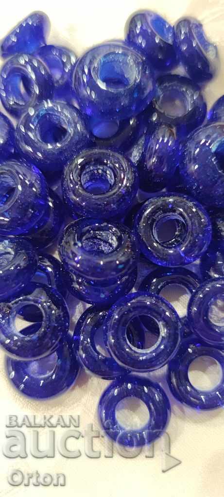 Auction Glass bruises Auction Glass bruises