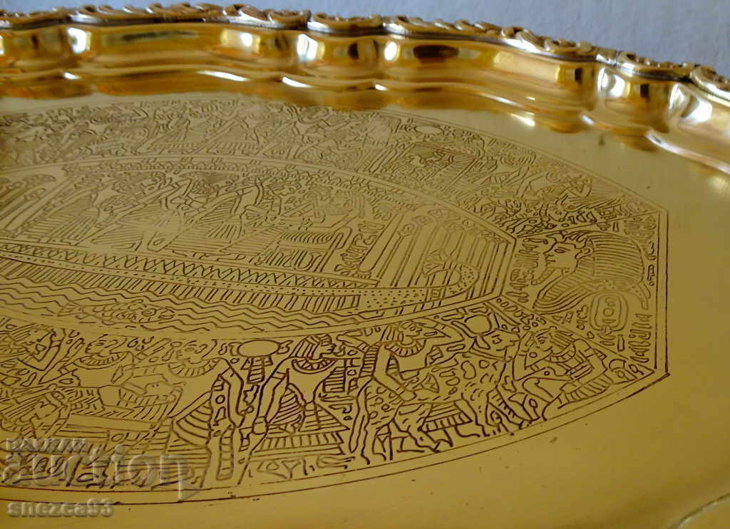 Delivery of Bronze tray baroque, painting Egypt.
