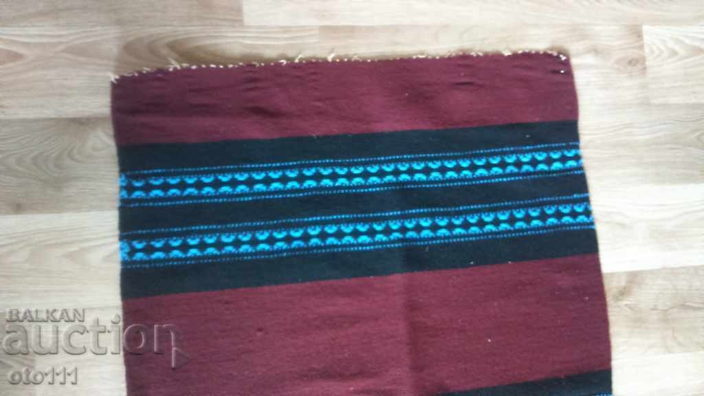 COVOR ȚESUT MANUAL - 200/70 cm, cu preț 20.00 BGN | € 10.23 COVOR ȚESUT MANUAL - 200/70 cm, cu preț 20.00 BGN | € 10.23