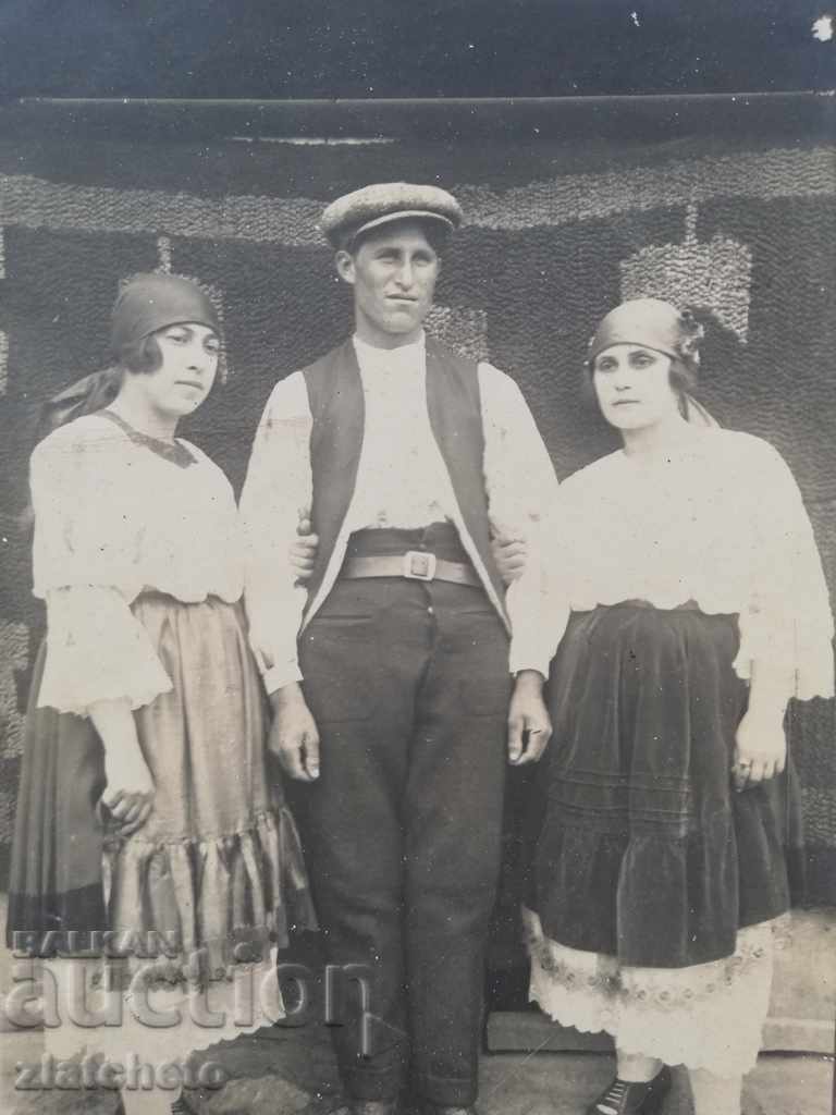 Old photo - with price 6.00 BGN | € 3.07 Old photo - with price 6.00 BGN | € 3.07