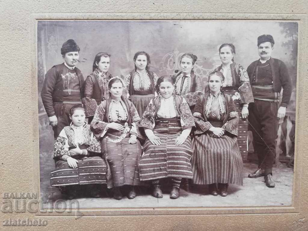 Old photo cardboard with price 30.00 BGN | € 15.34 Old photo cardboard with price 30.00 BGN | € 15.34