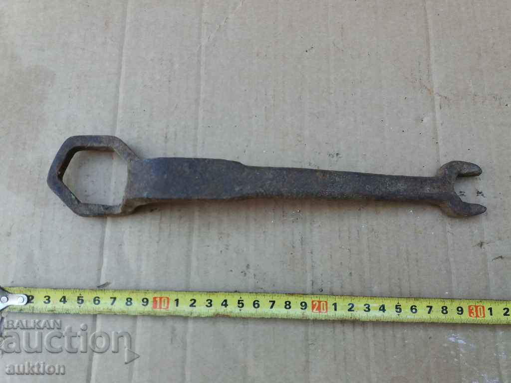 Auction  FORGED WRENCH FYTON, TWO WHEELCHAIR