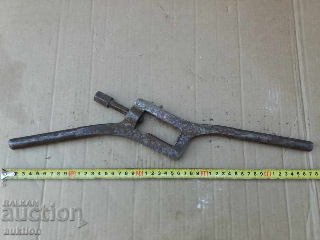 MASSIVE FORGED TOOL - TENSIONER with price 12.99 BGN | € 6.64 MASSIVE FORGED TOOL - TENSIONER with price 12.99 BGN | € 6.64