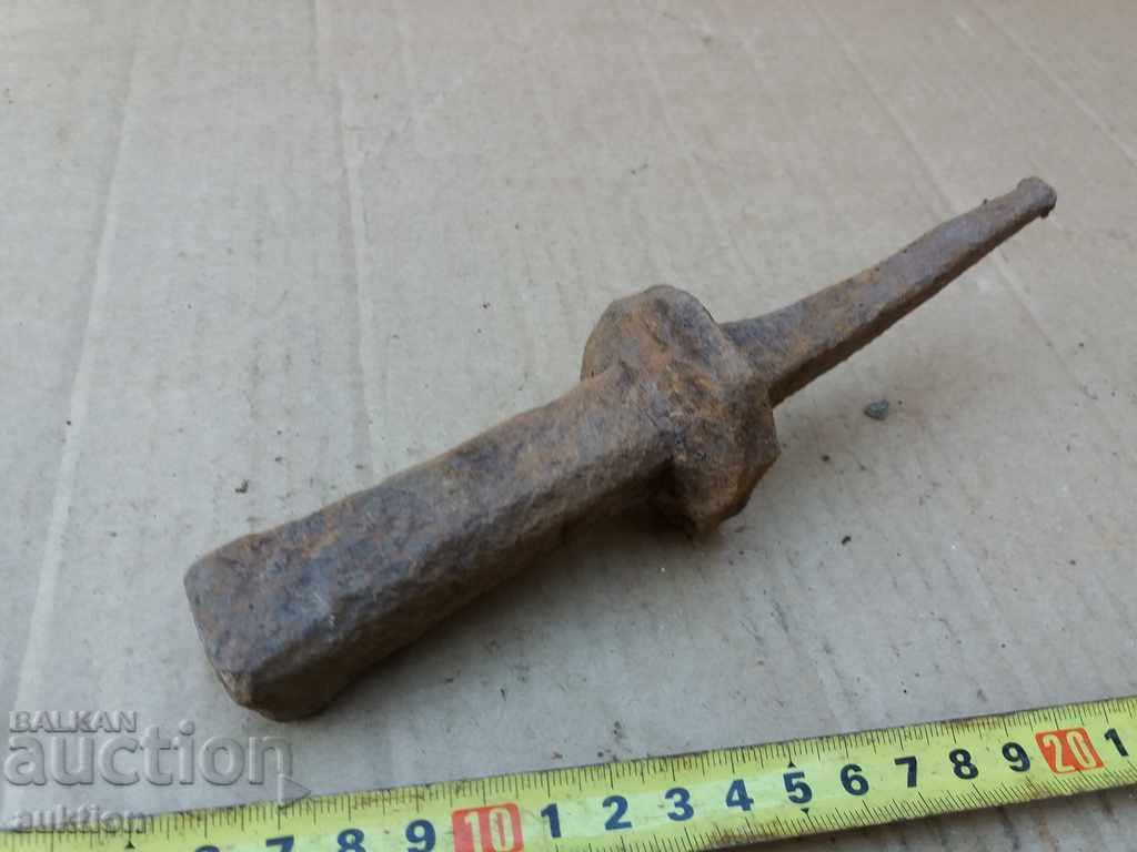 REVIVAL ANCHOR FOR HAIR EXCELLENT with price 8.99 BGN | € 4.60 REVIVAL ANCHOR FOR HAIR EXCELLENT with price 8.99 BGN | € 4.60