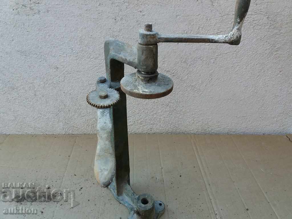 Delivery of OLD JAR CLOSING MACHINE - EXCELLENT MASSIVE