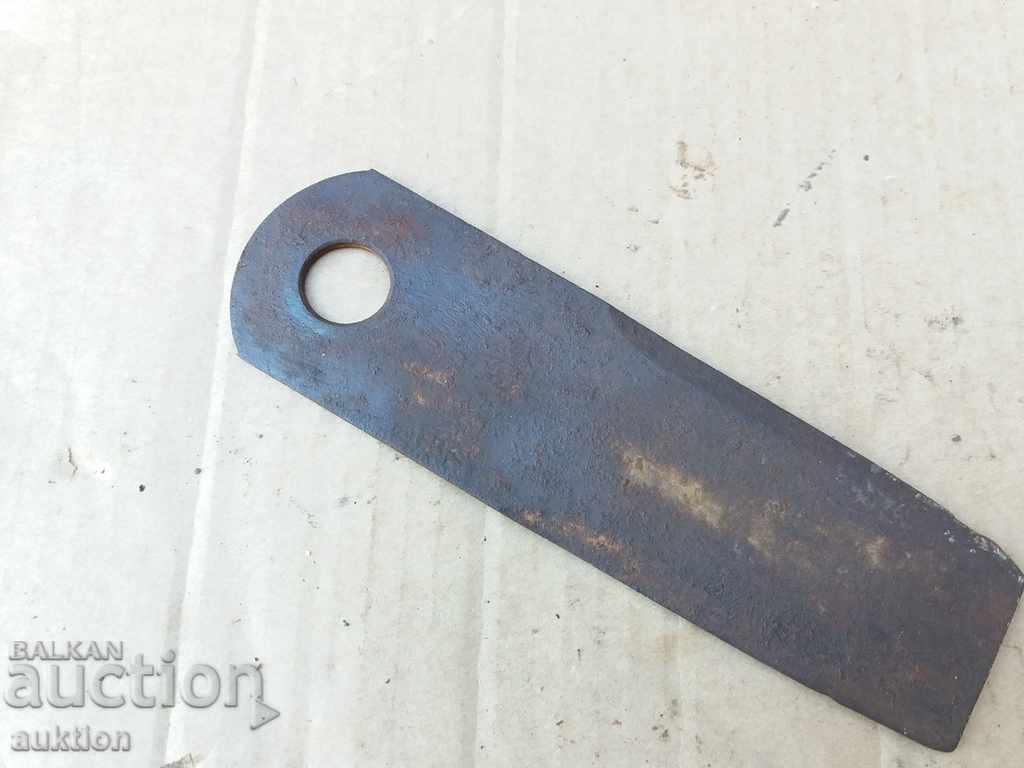 Auction STEELED CUTTER, MARKED TOOL Auction STEELED CUTTER, MARKED TOOL