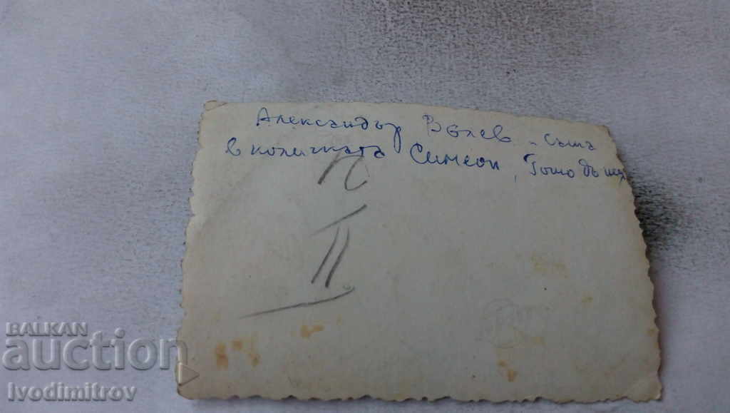 Photo Sofia Family with a girl and a retro stroller with price 3.45 BGN | € 1.76 Photo Sofia Family with a girl and a retro stroller with price 3.45 BGN | € 1.76